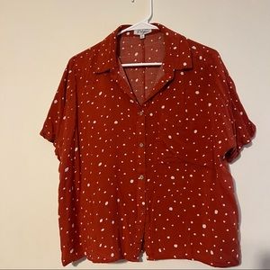 Women’s button down top size L
